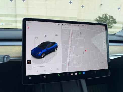 Used 2023 Tesla Model Y Long Range AWD/4WD image 29