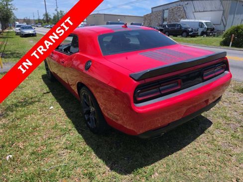 Used 2020 Dodge Challenger SXT w/ Blacktop Package RWD image 4