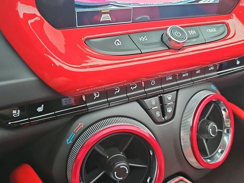 Used 2022 Chevrolet Camaro LT image 19