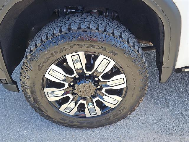 Used 2024 GMC Sierra 3500 Denali w/ Denali Reserve Package AWD/4WD image 8