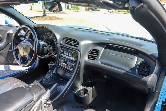 Used 1998 Chevrolet Corvette Coupe w/ Roof Pkg RWD image 61