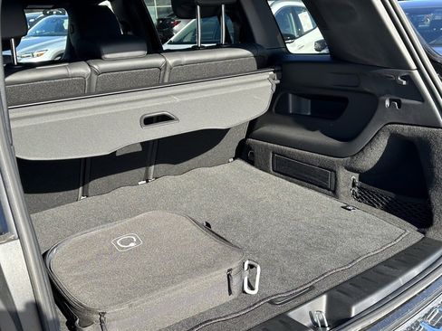 Used 2023 Mercedes-Benz EQB 300 4MATIC image 13