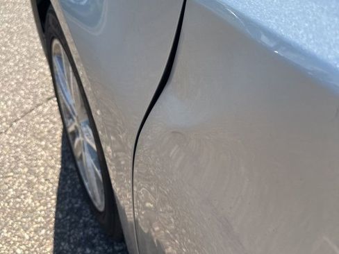 Used 2015 Toyota Avalon XLE image 15