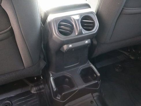 Certified 2018 Jeep Wrangler Unlimited Sport S image 40