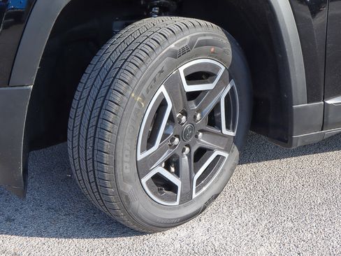 New 2026 Jeep Cherokee Limited image 11