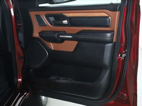 Used 2023 RAM 1500 Limited AWD/4WD image 36