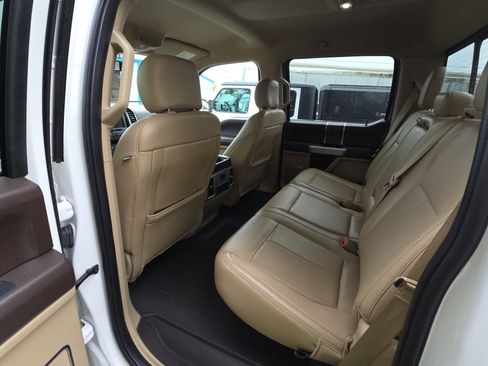Used 2019 Ford F150 Lariat AWD/4WD image 14