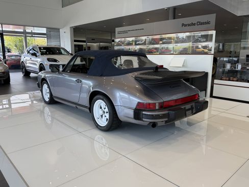 Used 1988 Porsche 911 Carrera image 3