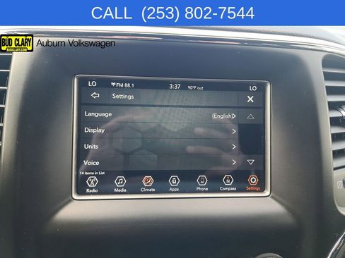 Used 2020 Jeep Grand Cherokee Laredo AWD/4WD image 22