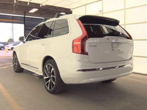 Certified 2023 Volvo XC90 B5 Plus AWD/4WD image 4