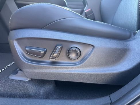 New 2026 Subaru Solterra w/ Premium Convenience Package AWD/4WD image 15