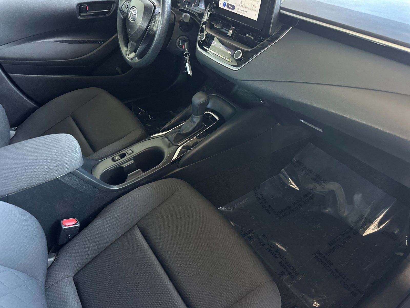 Used 2024 Toyota Corolla LE FWD image 14