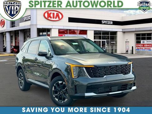 Used 2025 Kia Sorento S AWD/4WD image 1