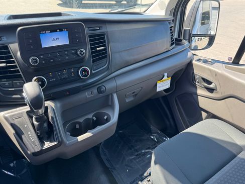Used 2025 Ford Transit 250 Low Roof w/ Exterior Upgrade Package RWD image 28