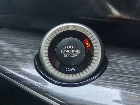 Used 2022 Jeep Wagoneer Series III image 37