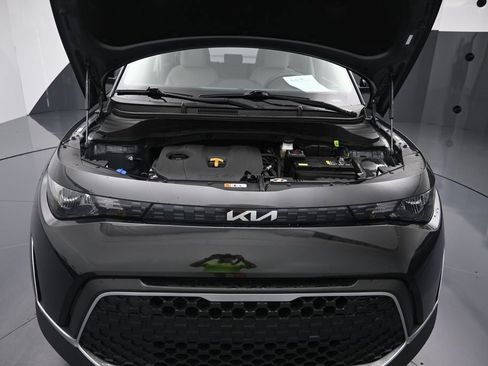 Used 2024 Kia Soul LX FWD image 27