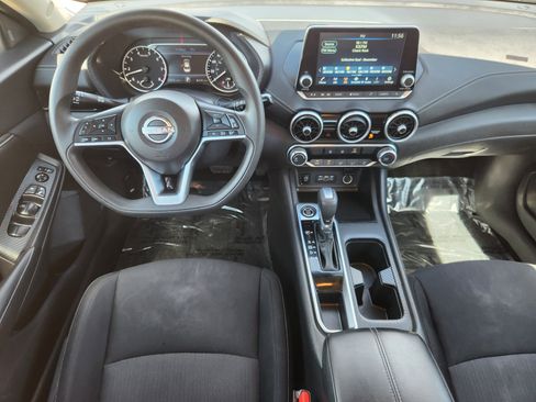 Used 2024 Nissan Sentra SV FWD image 10