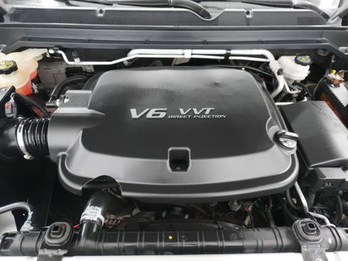 Used 2018 Chevrolet Colorado Z71 image 28