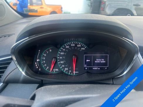 Used 2020 Chevrolet Trax LT w/ LT Convenience Package FWD image 8