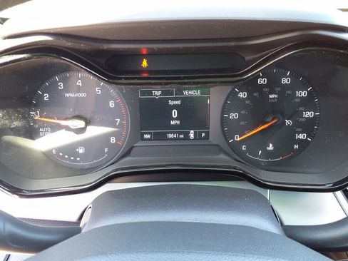 Used 2024 Chevrolet Trax LS image 15