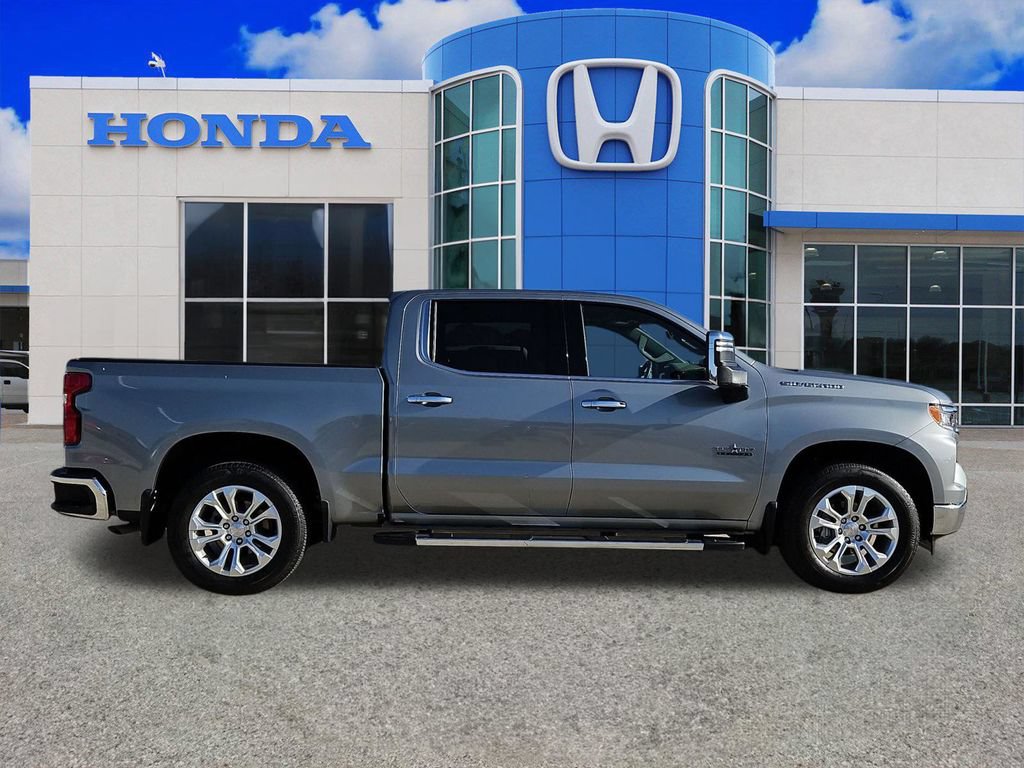 Used 2024 Chevrolet Silverado 1500 LTZ w/ LTZ Premium Texas Edition RWD image 2