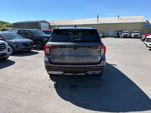 Used 2026 Ford Explorer Active w/ Active Comfort Package AWD/4WD image 8