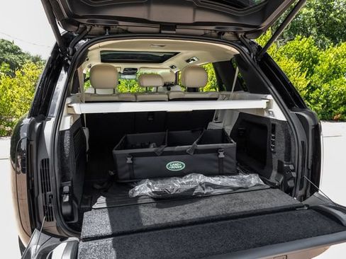New 2026 Land Rover Range Rover Long Wheelbase SE AWD/4WD image 61
