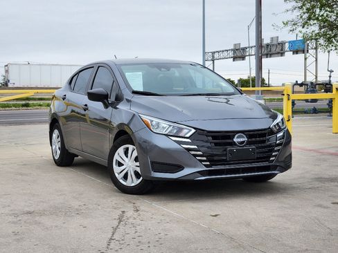 Used 2024 Nissan Versa S w/ Trunk Package image 32