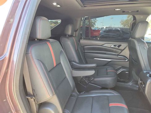 Used 2024 Chevrolet Traverse RS image 13