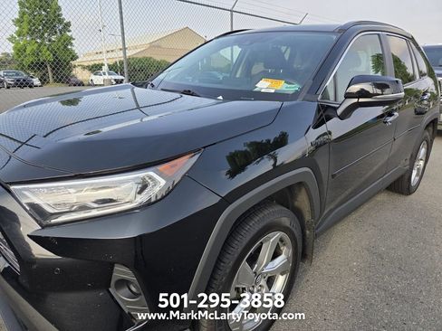 Used 2021 Toyota RAV4 Limited AWD/4WD image 5
