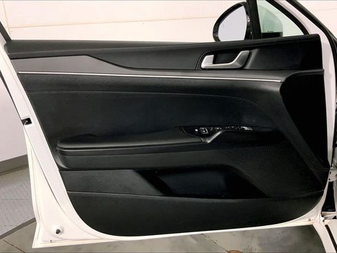 Certified 2025 Kia K5 LXS FWD image 24