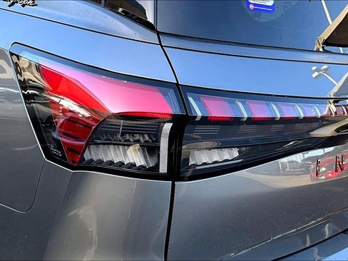 New 2026 INFINITI QX80 Autograph w/ Premium Cargo Package image 42