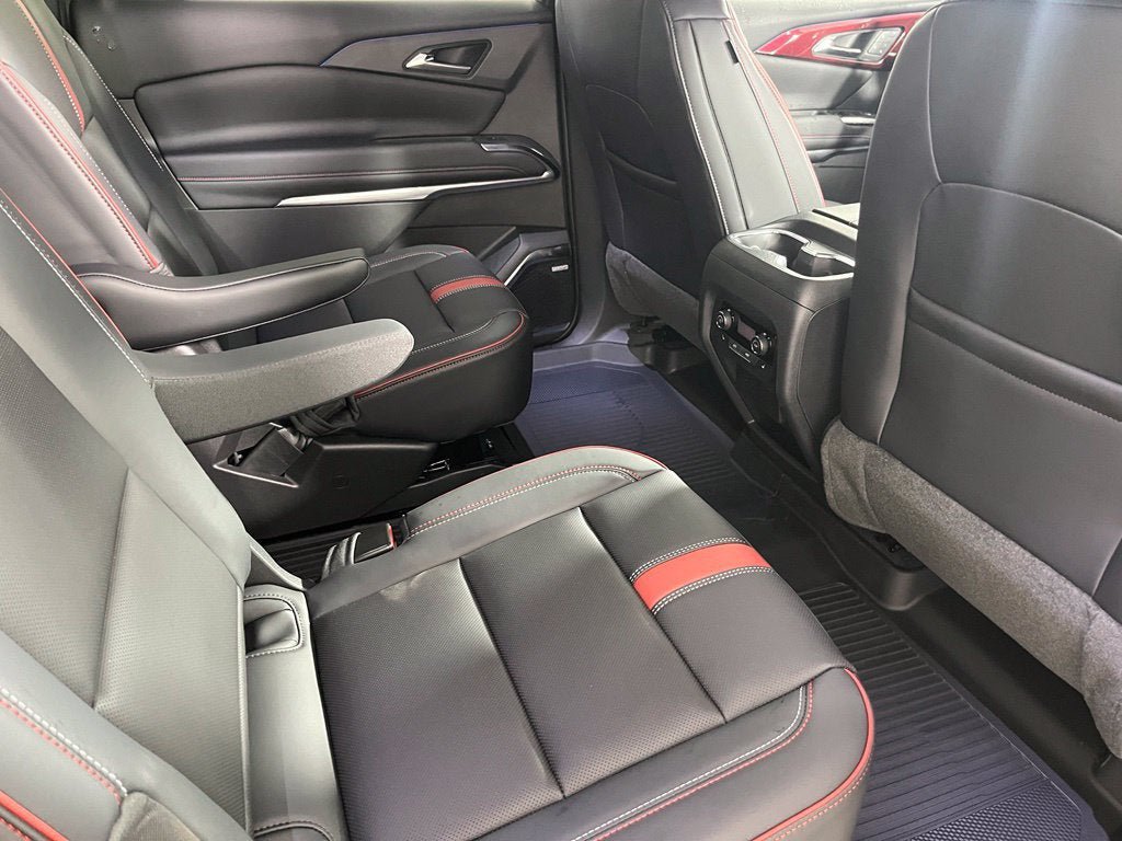 New 2027 Chevrolet Traverse RS w/ LPO, Floor Liner Package AWD/4WD image 18