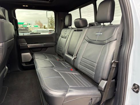 Used 2025 Ford F350 Platinum image 31