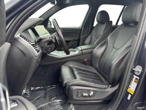 Used 2022 BMW X5 sDrive40i w/ M Sport Package RWD image 9