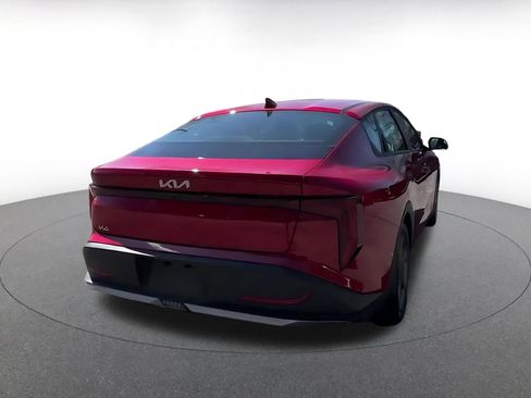 Used 2025 Kia K4 LXS image 14