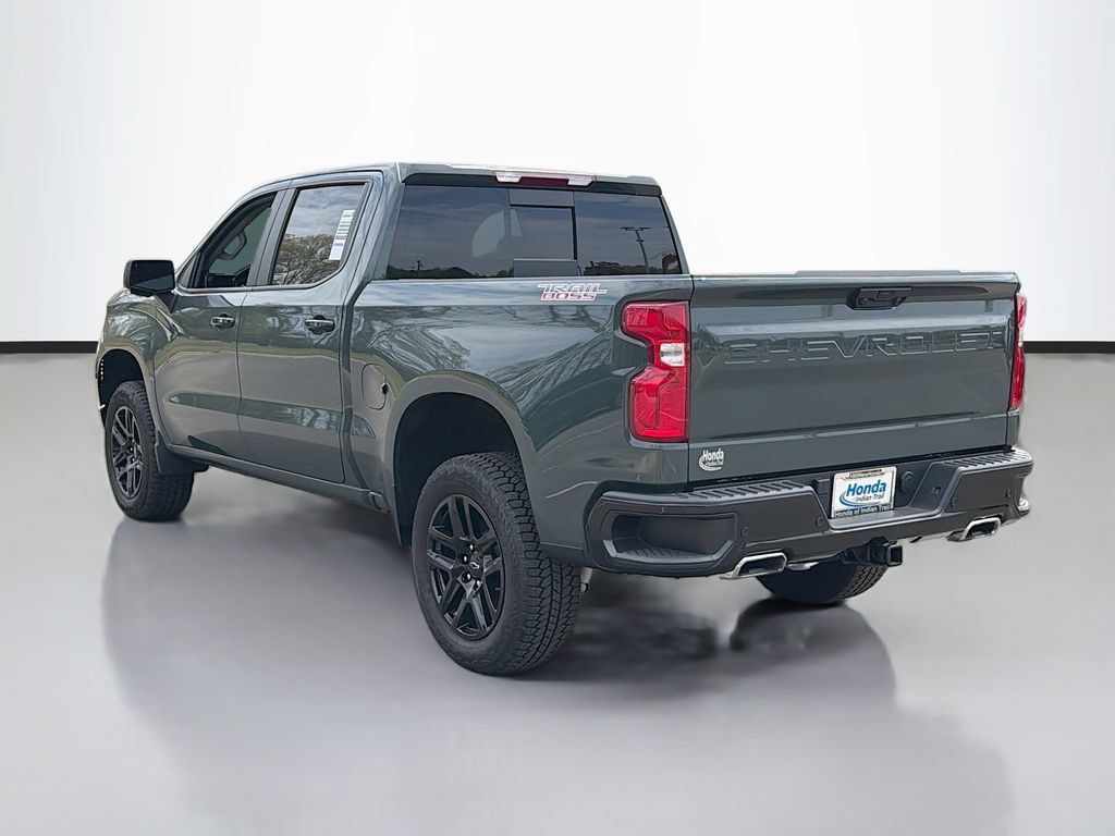 Used 2026 Chevrolet Silverado 1500 LT Trail Boss w/ Safety Package AWD/4WD image 8