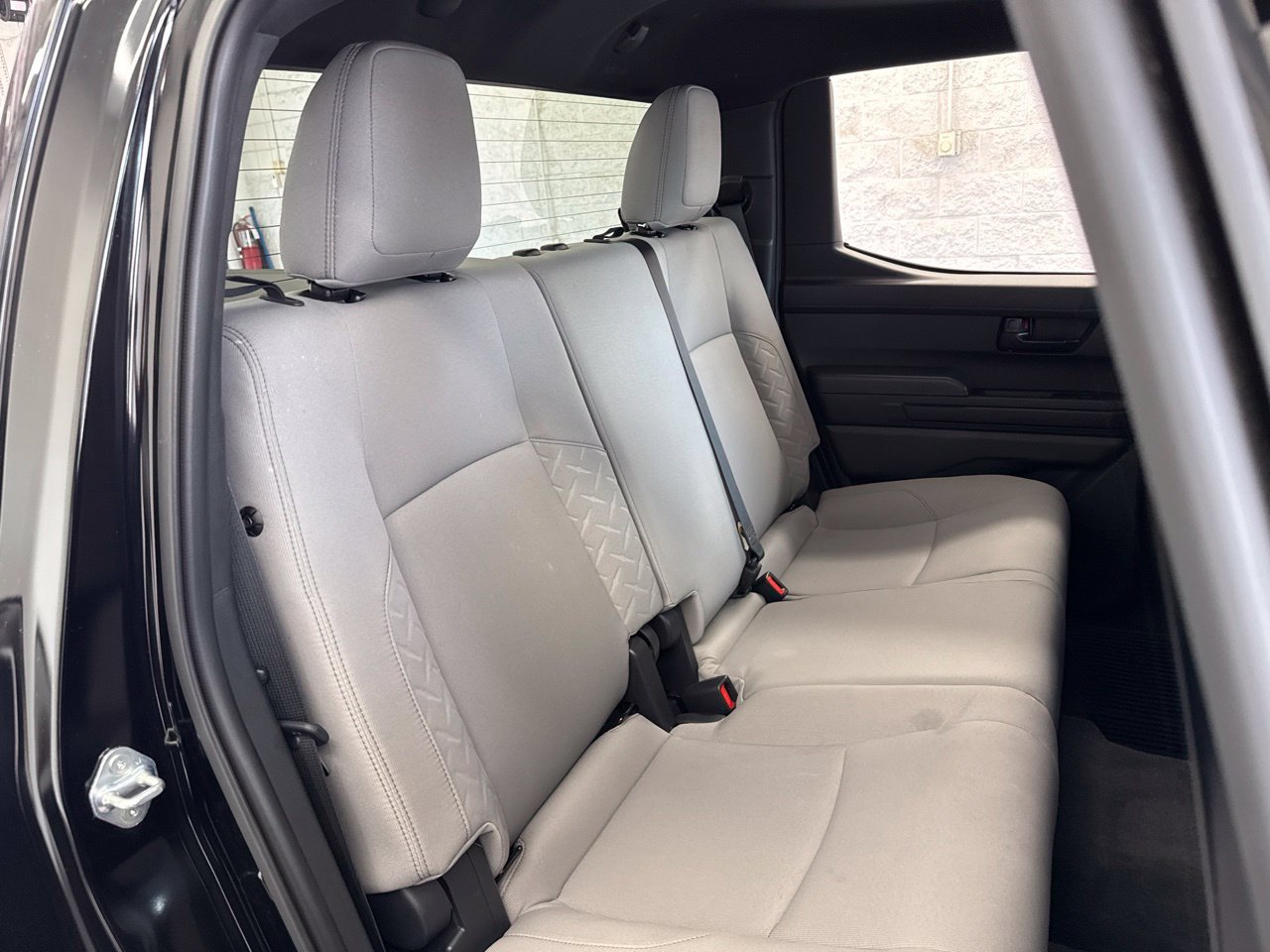 Used 2024 Toyota Tacoma SR5 AWD/4WD image 41