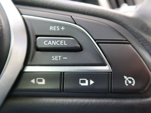 Used 2017 INFINITI Q60 3.0t w/ Cargo Package image 37