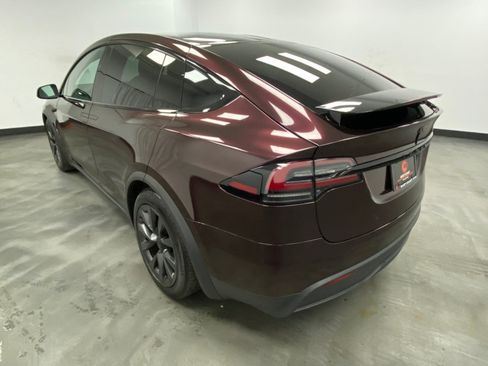 Used 2023 Tesla Model X AWD/4WD image 4