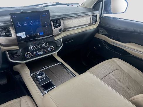 Certified 2022 Ford Expedition Max Limited RWD image 25