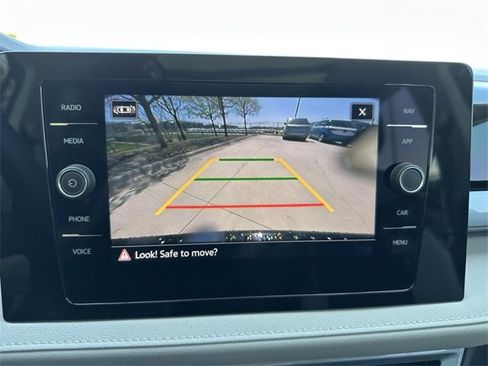 Certified 2025 Volkswagen Taos SEL image 11