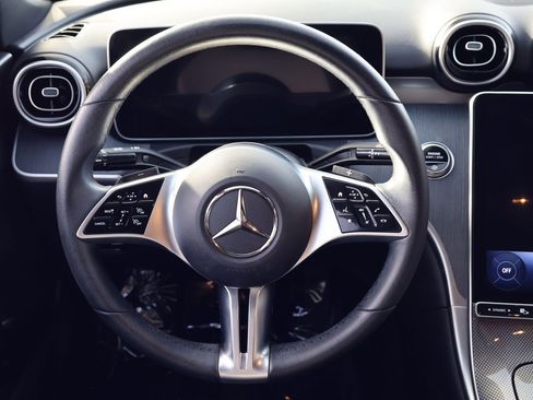 Used 2023 Mercedes-Benz C 300 Sedan image 15