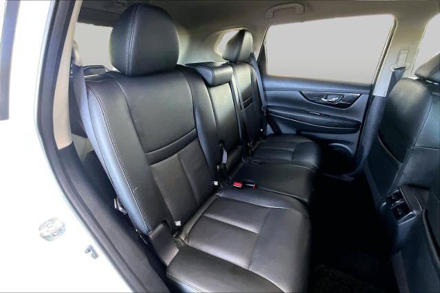 Certified 2019 Nissan Rogue SL FWD image 20