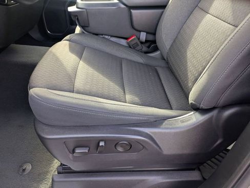 Used 2025 Chevrolet Silverado 1500 LT RWD image 15