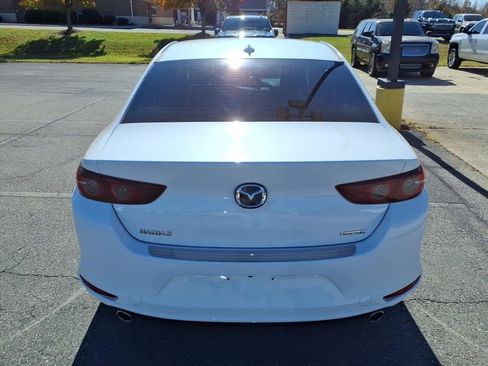 Used 2019 MAZDA MAZDA3 Sedan w/ Premium Package image 5