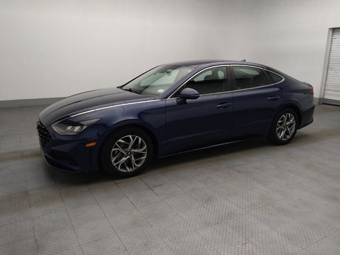 Used 2021 Hyundai Sonata SEL w/ Cargo Package FWD image 2