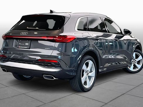 Certified 2025 Audi Q5 Prestige image 12
