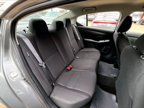 Used 2024 Nissan Sentra S image 17