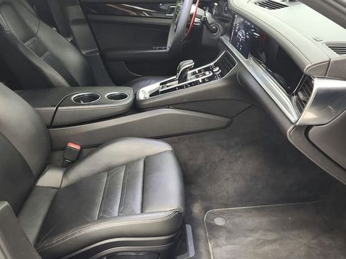 Used 2018 Porsche Panamera 4 AWD/4WD image 43
